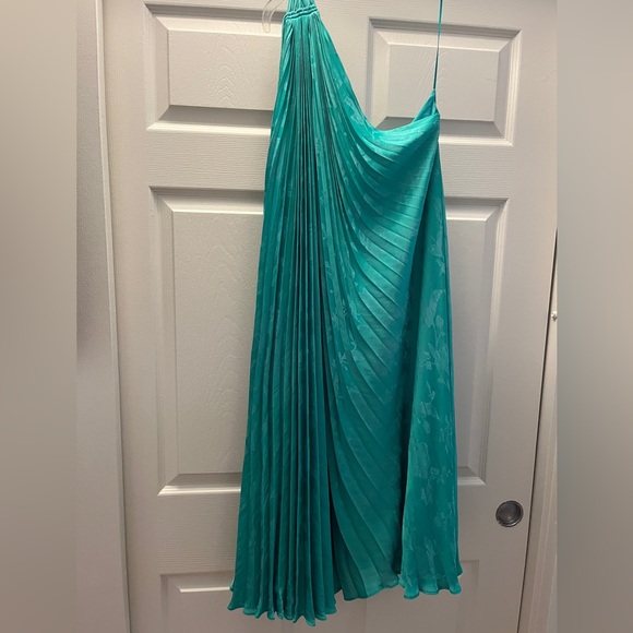 NWT Banana Republic Radiant One-Shoulder Dress Cabana Green (M) - Picture 4 of 6